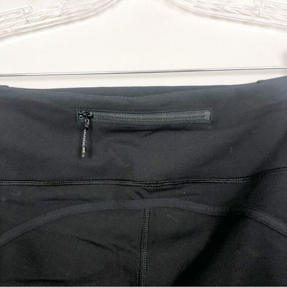 LULULEMON | Solid Black Mesh Detail Crop Leggings Back Zipper Women’s Size 10 - Picture 8 of 11